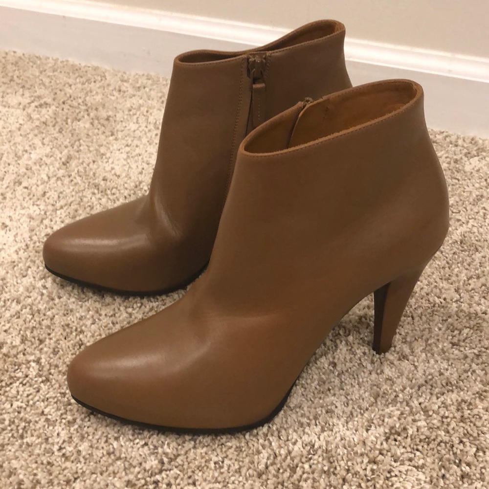 Beige leather Balenciaga booties